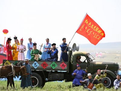 奋进强国路 阔步新征程