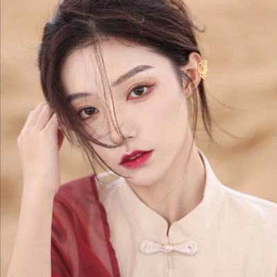 上海伴游交友演员经纪人诗碧菡